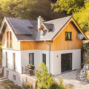  Ferienhaus Waldhäusl Am Donaudurchbruch